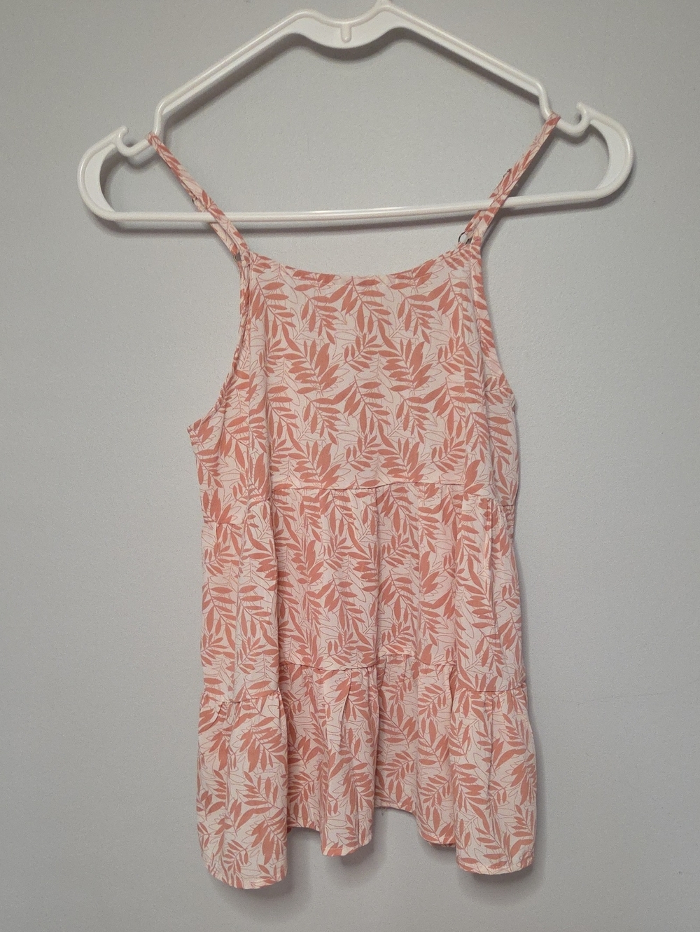 Hayden Girls Peach and White Leaf-Print Tank